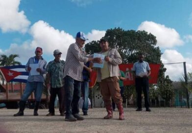 Se celebró en Sandino, acto municipal por el día del campesino.