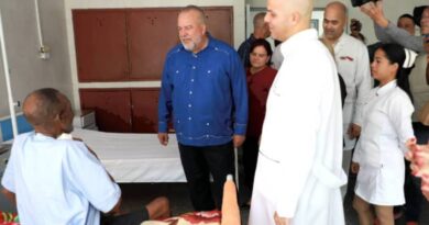 Ratifica Marrero Cruz papel de la atención primaria de salud como sostén de los servicios médicos en Cuba