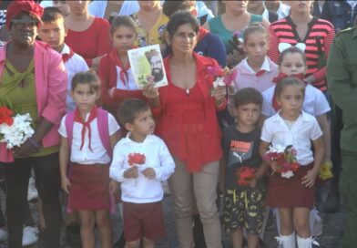 Flores al Señor de la Vanguardia.