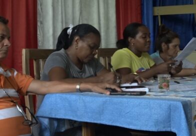 Medios de comunicación en Sandino evalúan anteproyecto de Código de Trabajo.